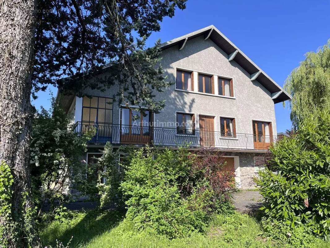 Maison à ARBIN