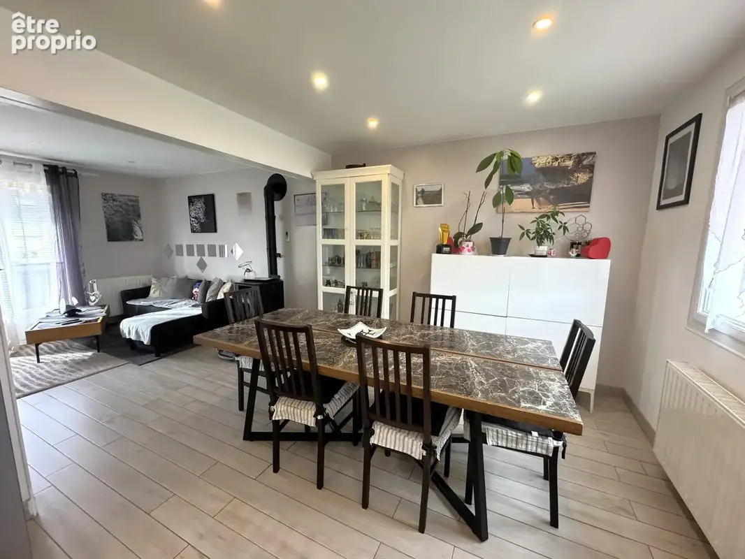 Maison rénovée avec gout, 5 chambres sur sous sol total, à 15 min de Bréval - photo 2
