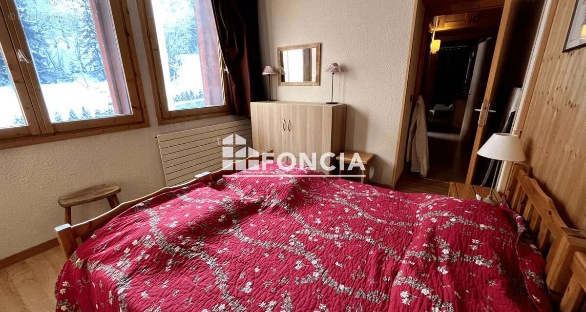 Appartement à LES ALLUES