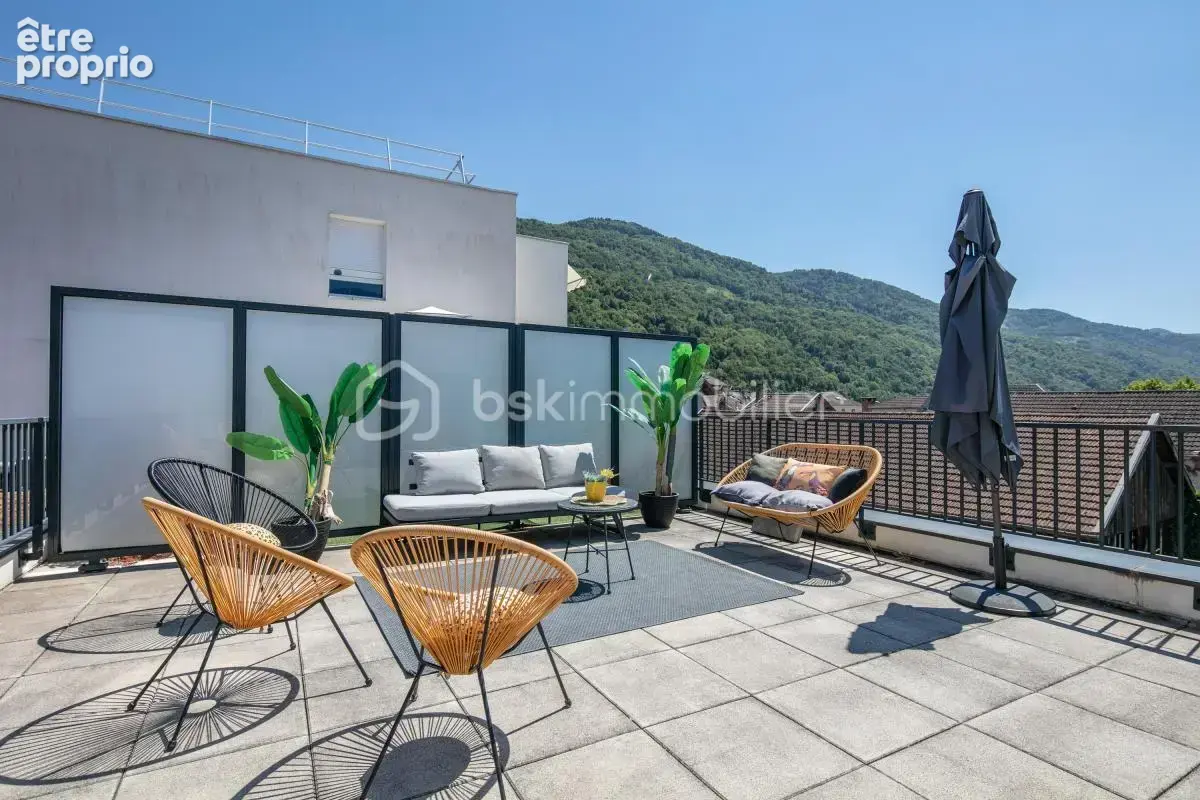 T4 climatisé en  dernier étage, terrasse 37 m² vue degagee - photo 3