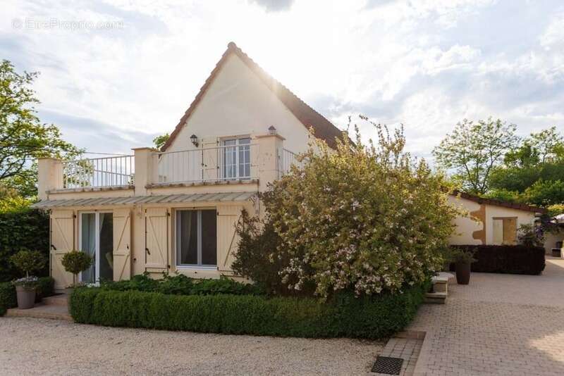 Propriété à vendre 8 pièces, 10 min de Paray Le Monial(71) - photo 14