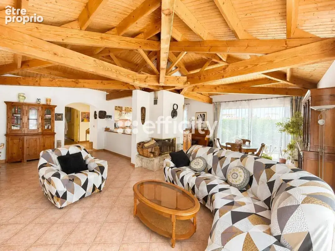 Maison 4 pièces 135 m² à vendre à Saint-Palais-Sur-Mer (17420) - photo 3