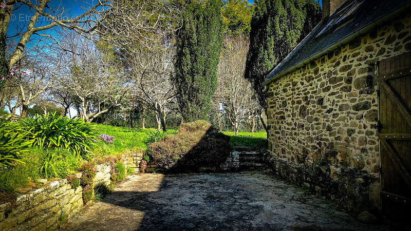 Maison à CLEDEN-CAP-SIZUN