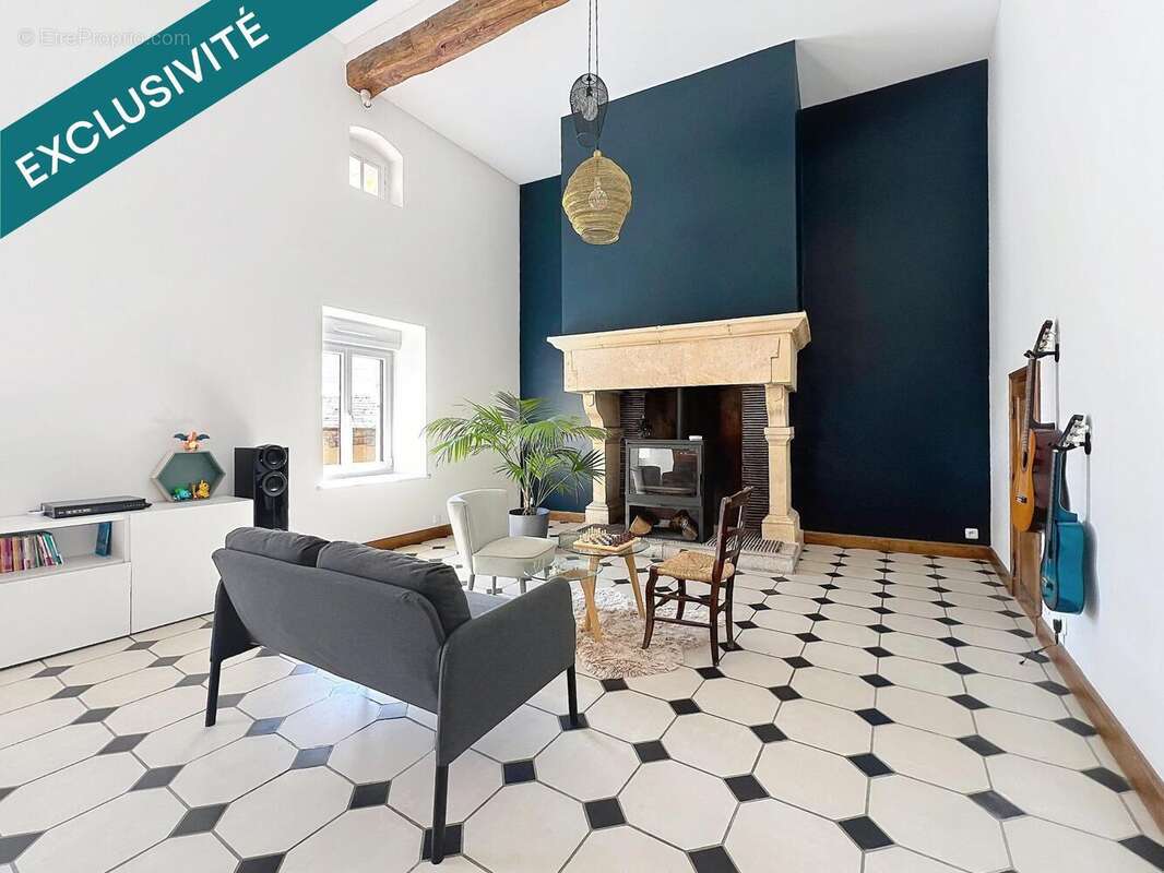 Maison 305 m² à Montrevel  - photo 4