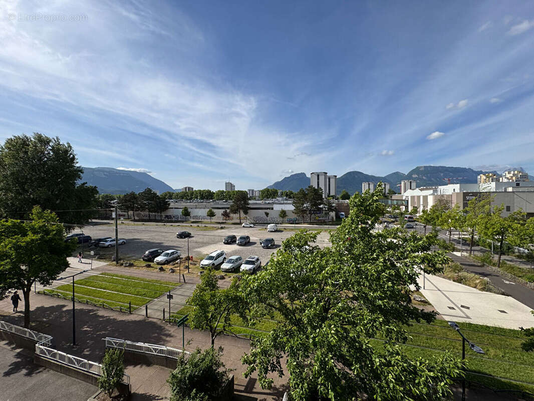 Appartement à ECHIROLLES