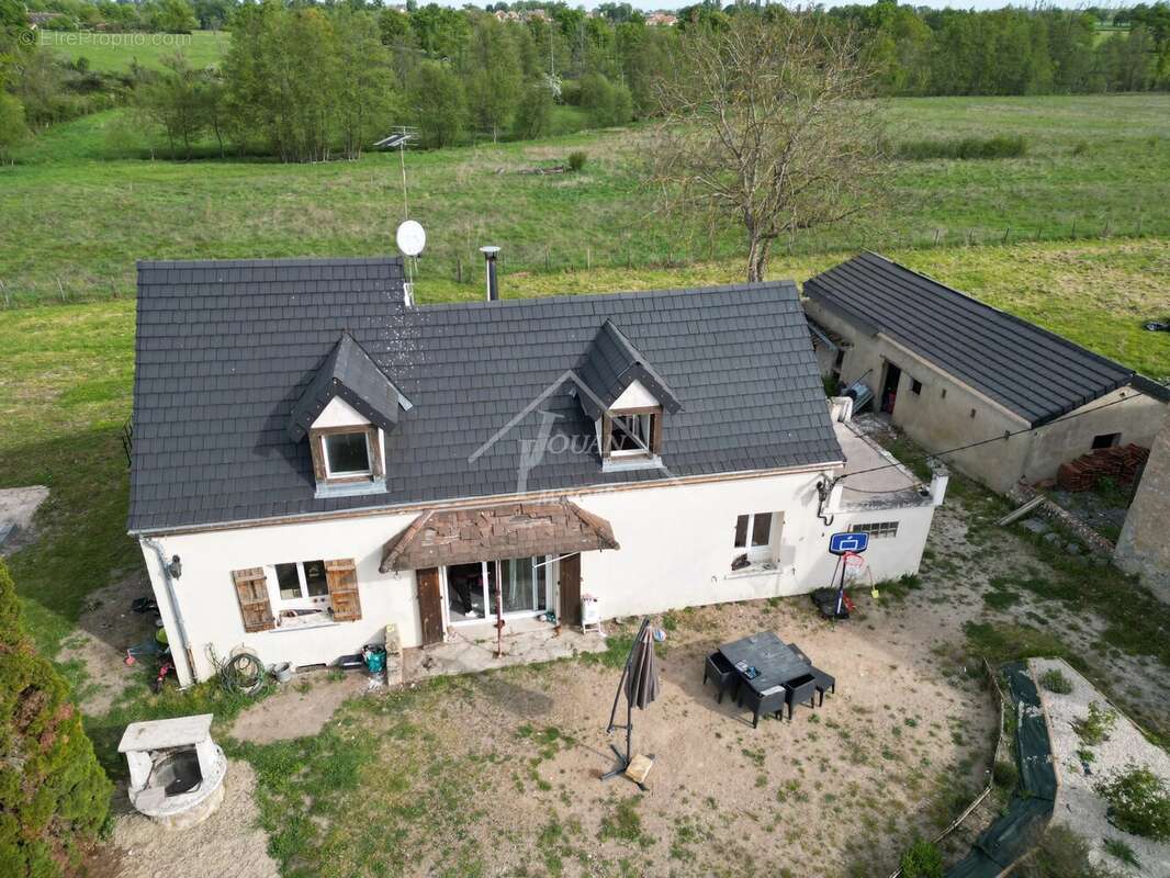 Maison à SAINT-POURCAIN-SUR-BESBRE