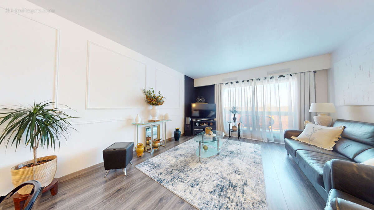 Appartement à ROISSY-EN-BRIE