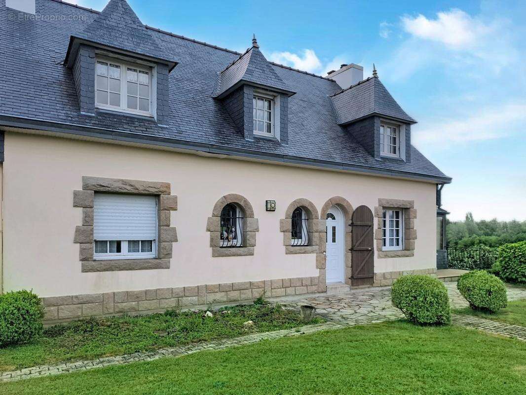 Grande maison familiale avec potentiel de deux logements – Environnement calme et verdoyant - photo 19