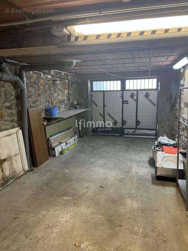 Belle meulière au cachet intemporel - photo 14