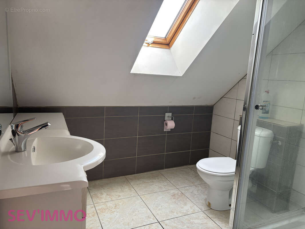 Appartement à SAINT-GERMAIN-DES-FOSSES