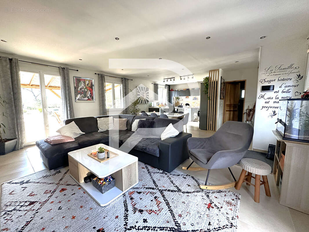 Maison à SOREL-MOUSSEL