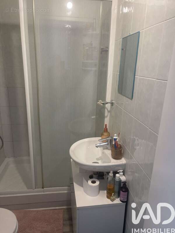 Photo 9 - Appartement à LE PERREUX-SUR-MARNE