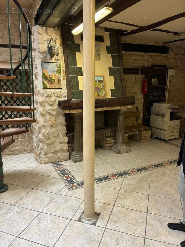 Commerce à PARIS-10E