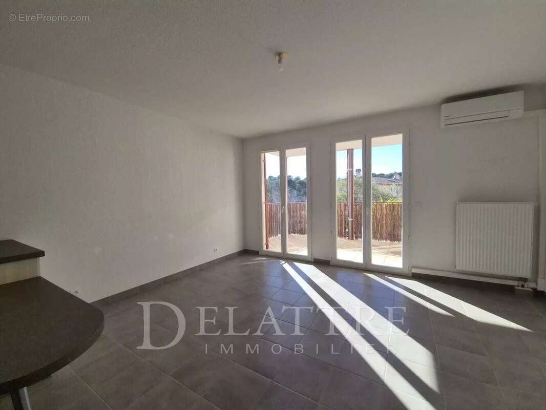 Appartement à LE ROURET