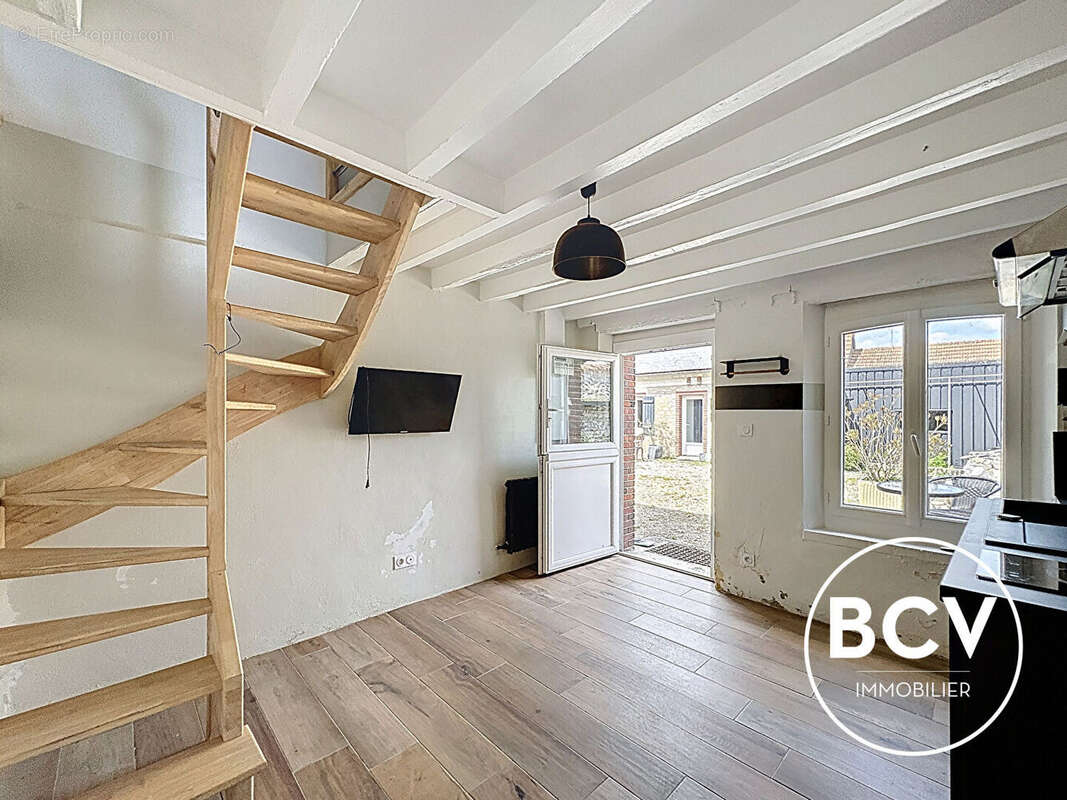 Maison De Village + gite + grange - photo 13