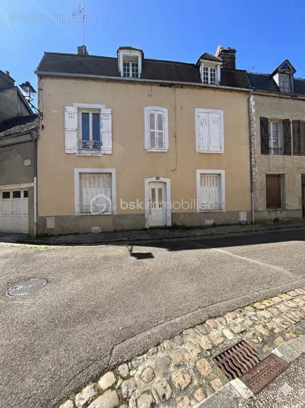 Appartement à JOIGNY
