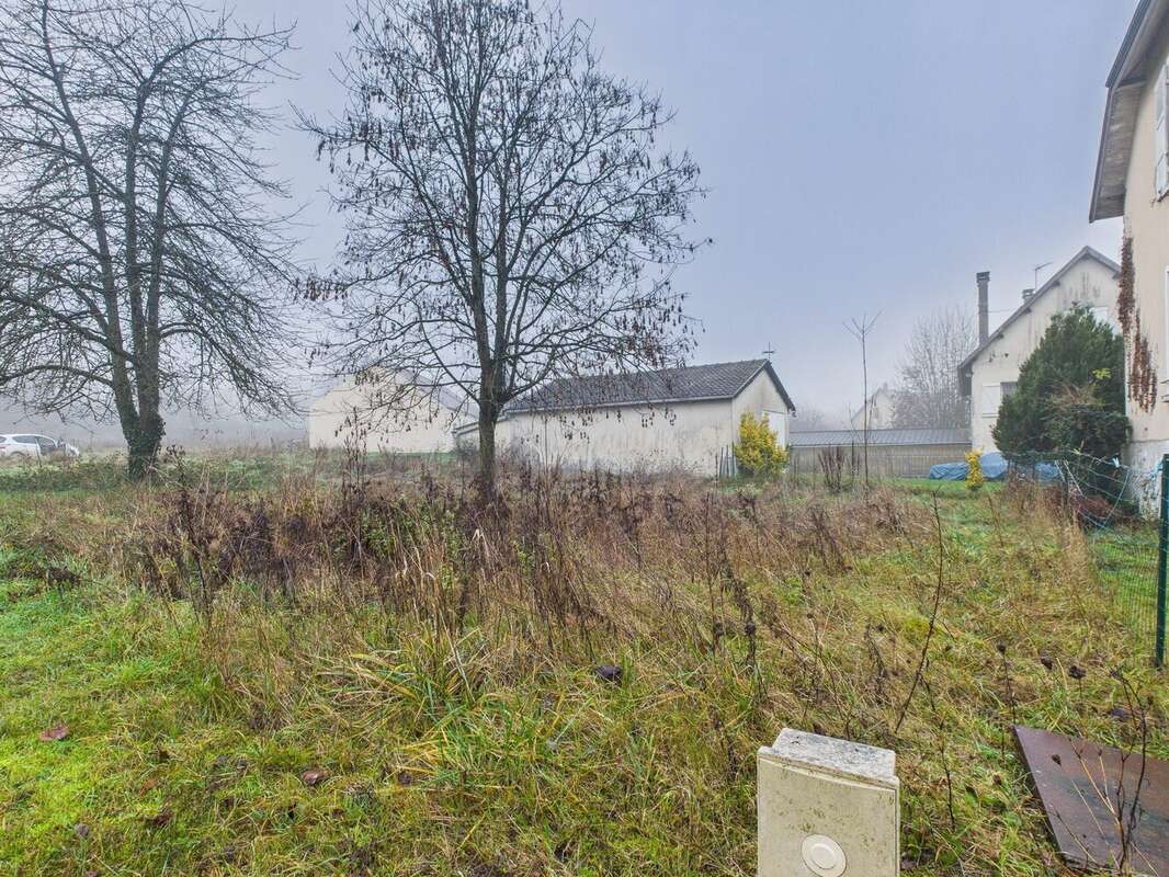 Terrain à VILLENAUXE-LA-GRANDE