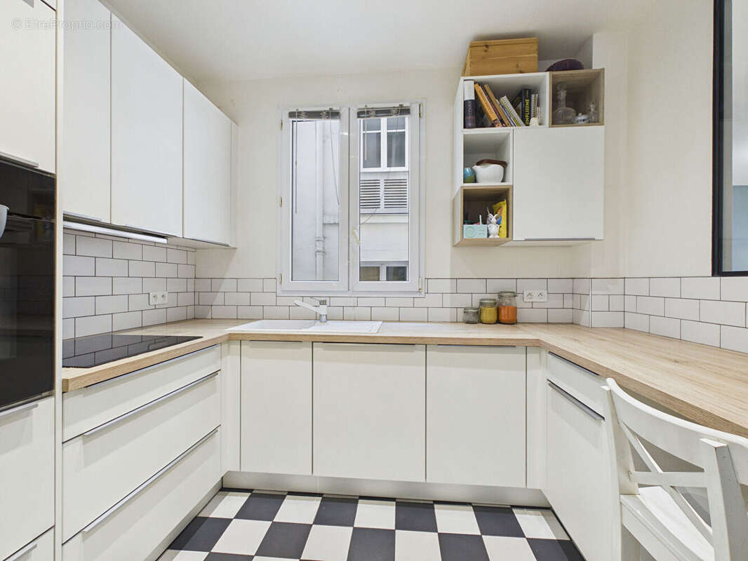 Appartement à PARIS-9E