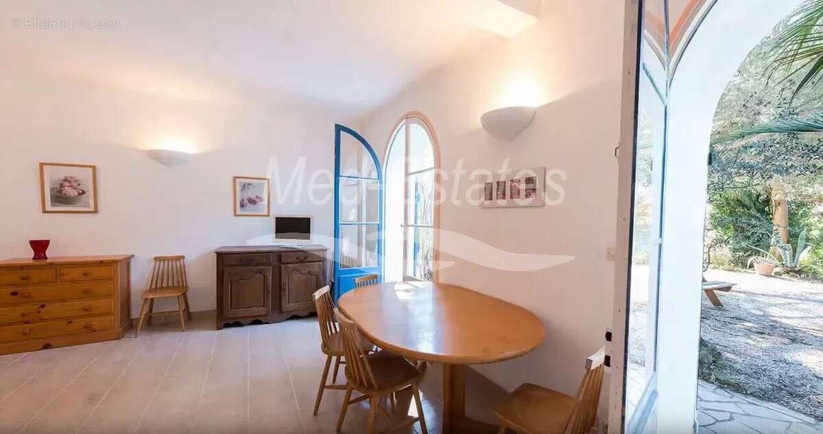 Maison à LA CROIX-VALMER