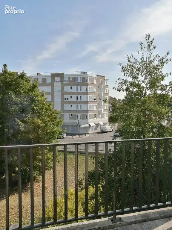 Photo Appartement à Saint-Denis au prix de 220 430€