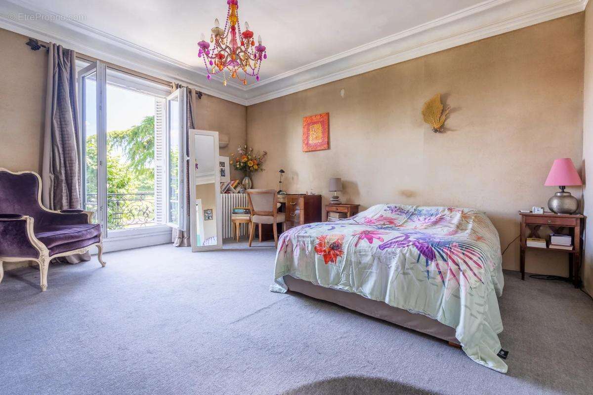 Maison à NEUILLY-PLAISANCE