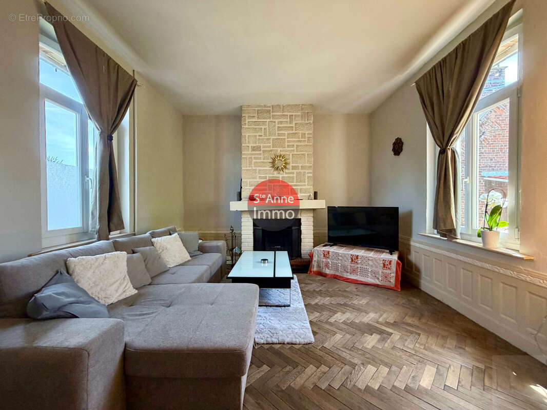 Poulainville - maison de maître - 220m2 - 5 chambres - jardin - dependances - photo 3