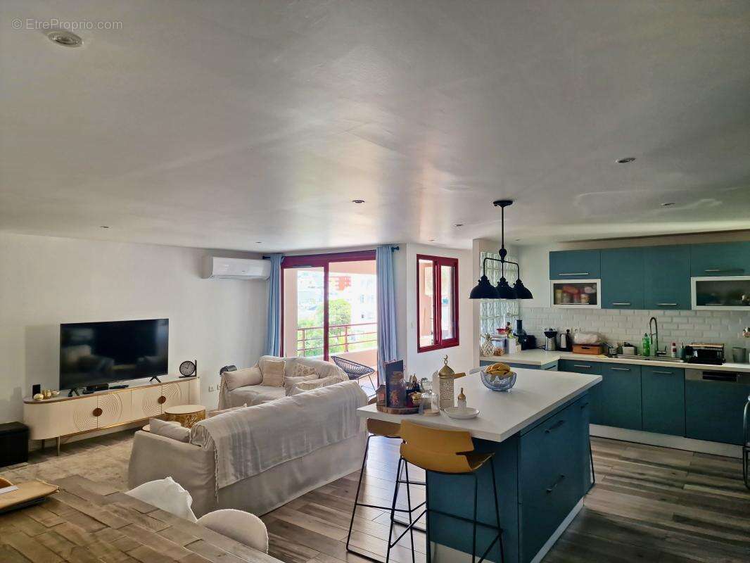 Appartement à SAINT-DENIS