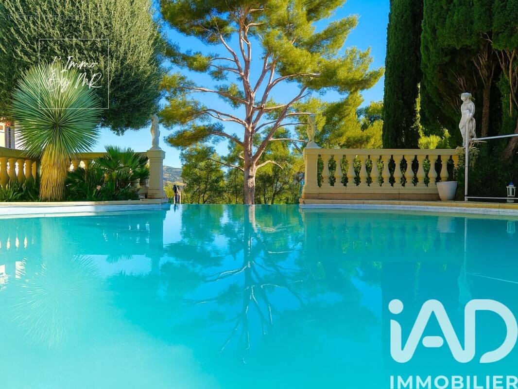 Photo 1 - Maison à LE BEAUSSET