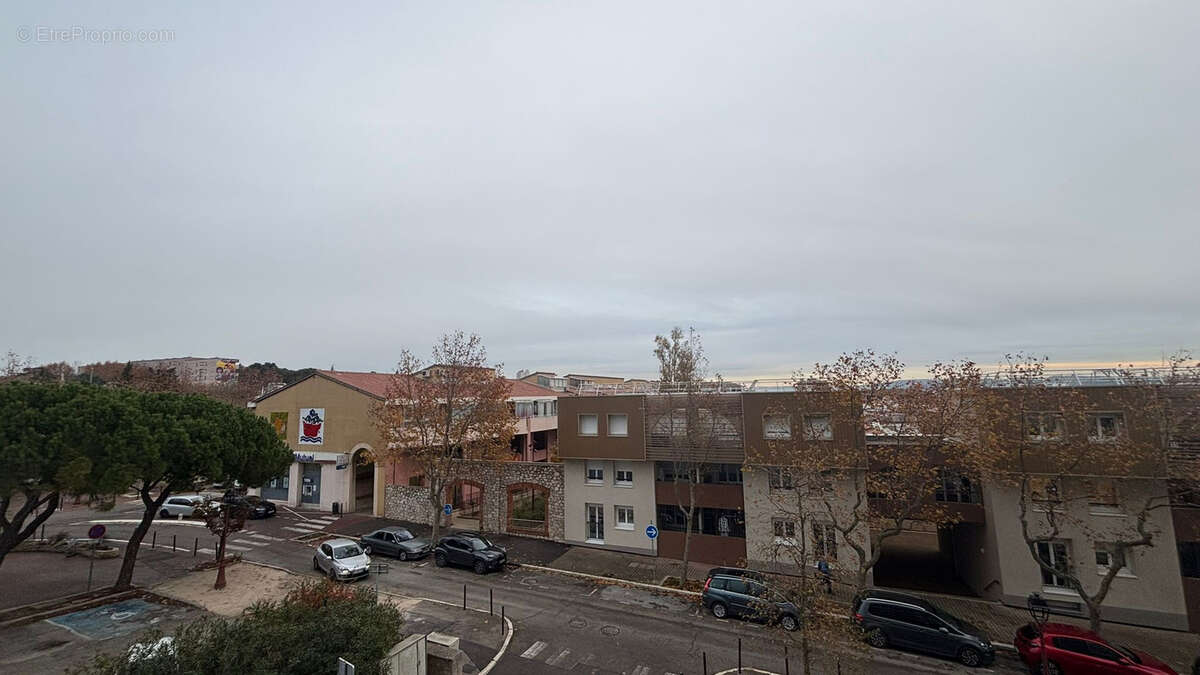 Appartement à PORT-DE-BOUC