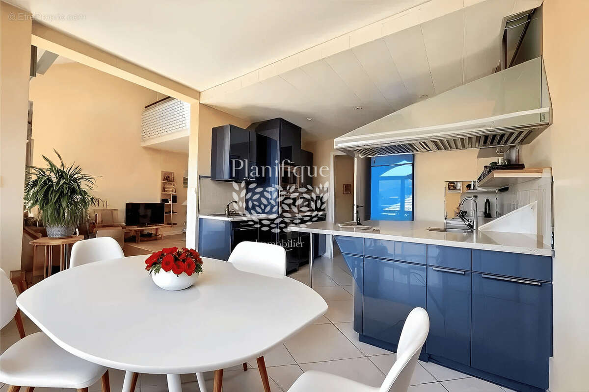 Appartement à REIGNIER