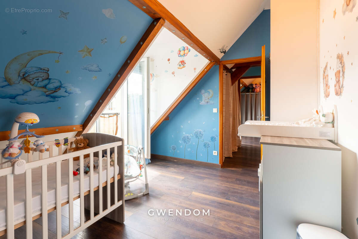 Appartement à TORCY