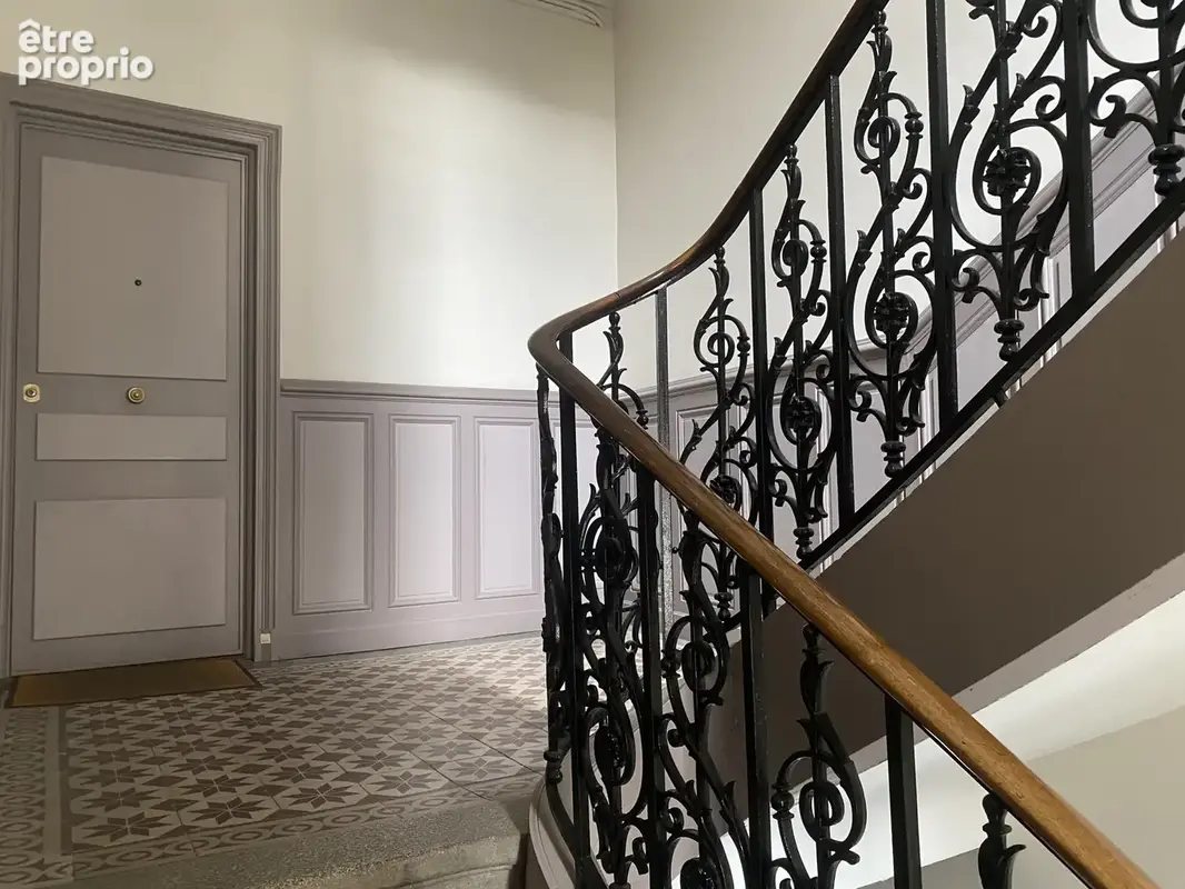 Centre ville -  bel appartement t5 - photo 10