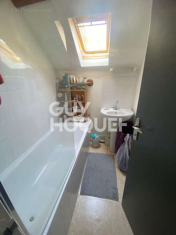 Appartement à IVRY-LA-BATAILLE