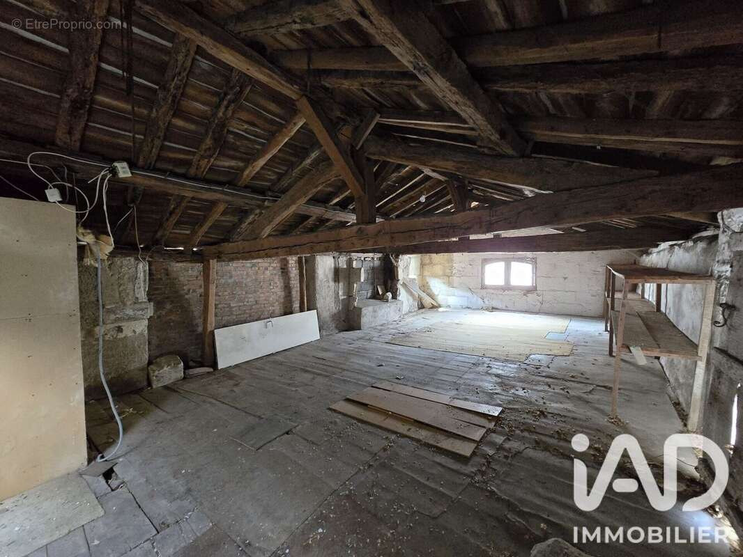 Maison 95 m² à Thouars  - photo 9