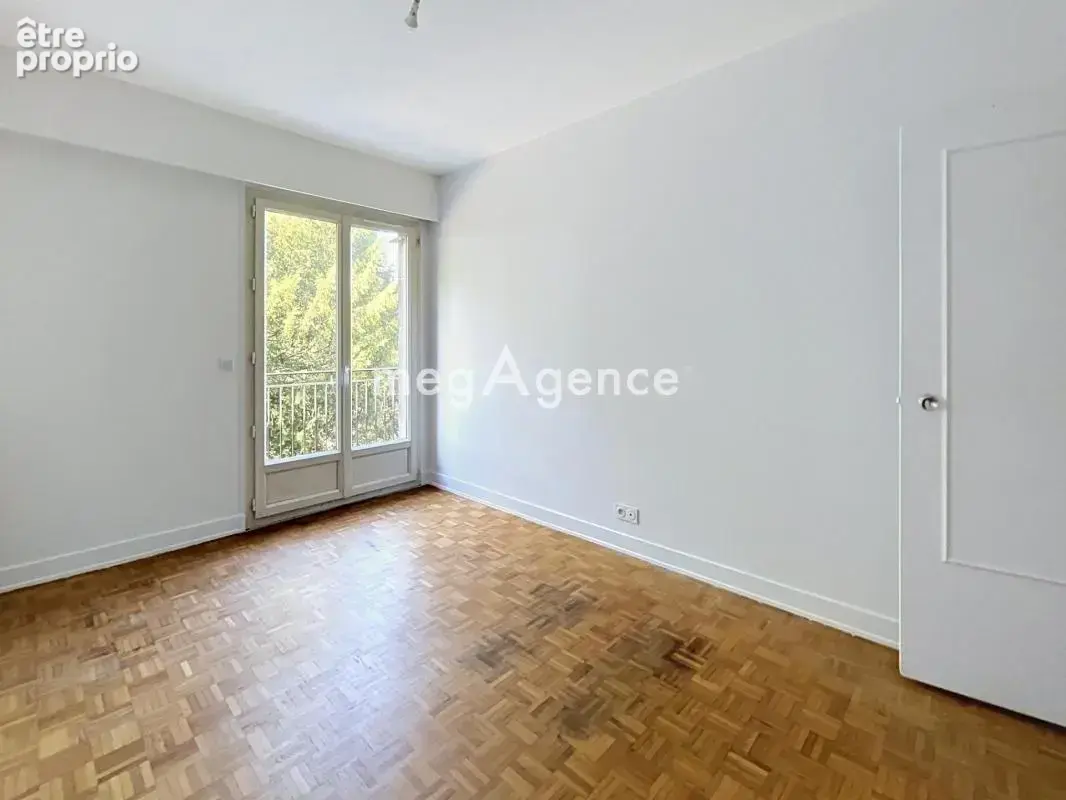 Duplex 6 pièces au cœur d’un parc privé – Saint-Nom-la-Bretèche - photo 17