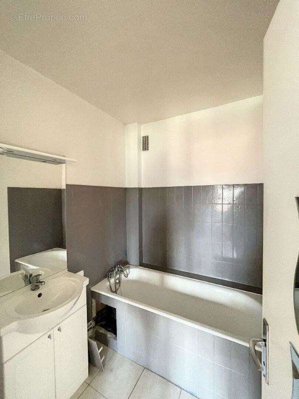 Appartement à NEUFCHATEAU