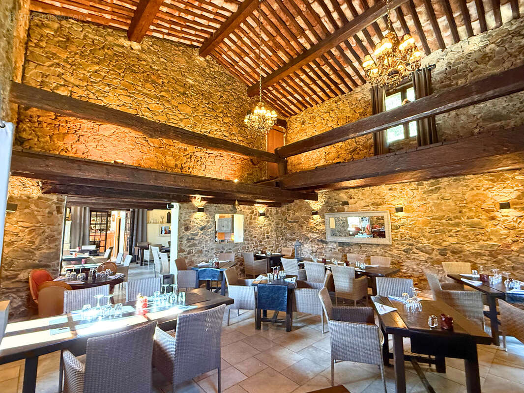 Commerce à SAINT-TROPEZ