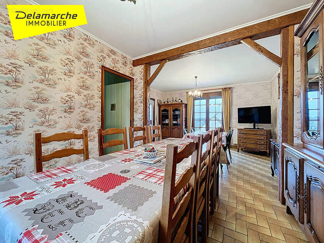 Maison à LA HAYE-PESNEL