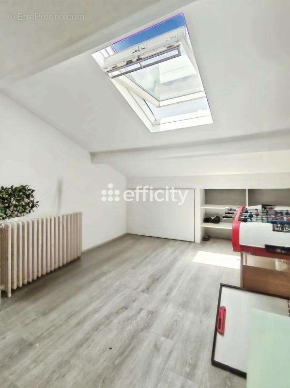 Maison 140 m² à La Rochelle  - photo 11