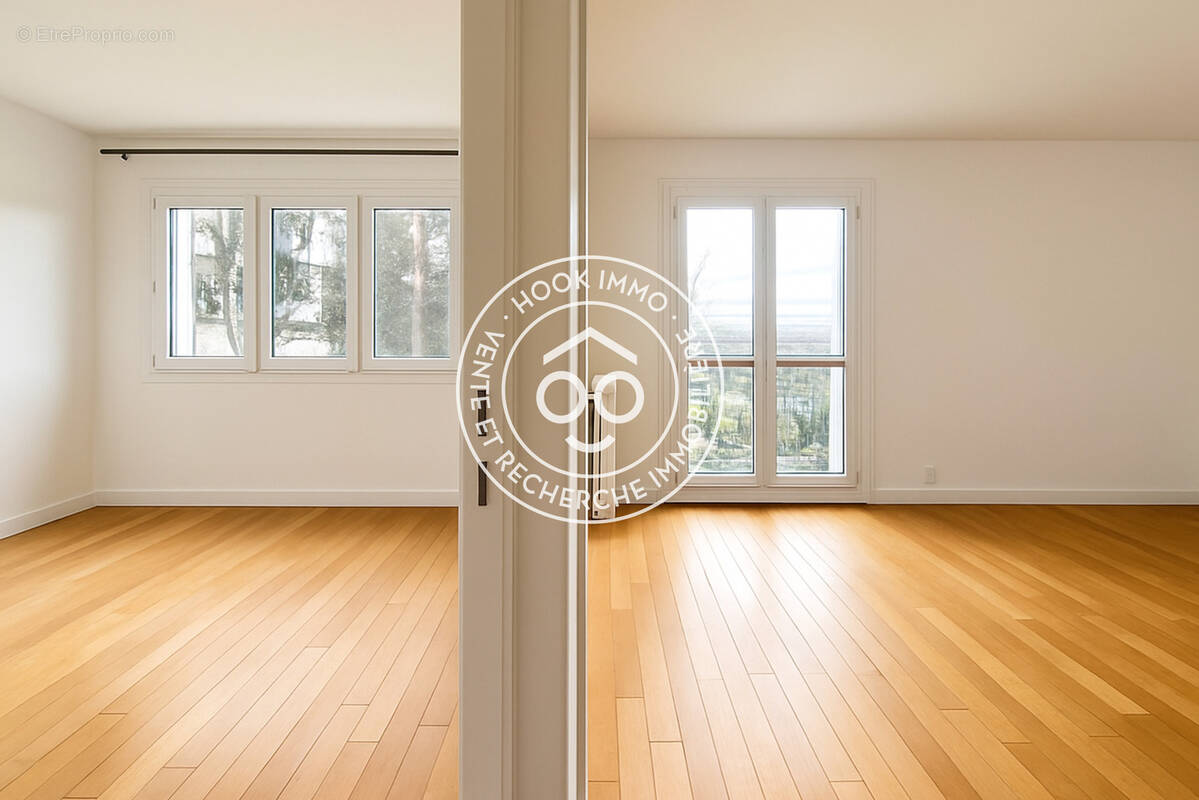 VUE CHAMBRE 1 SUR SEJOUR - Appartement à CHEVILLY-LARUE