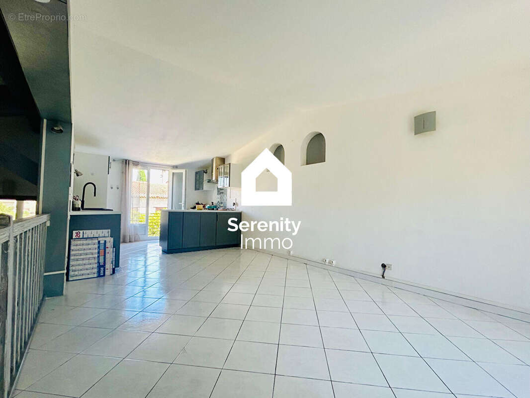 Maison de 90m² avec dépendance et jardin privatif de 50m² - photo 7