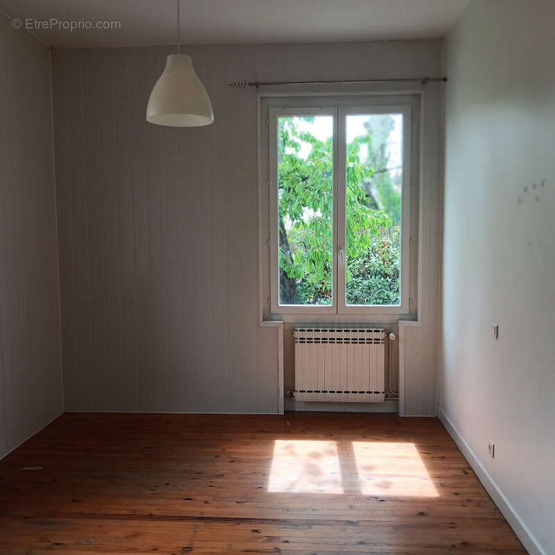 Maison à LABASTIDE-SAINT-PIERRE