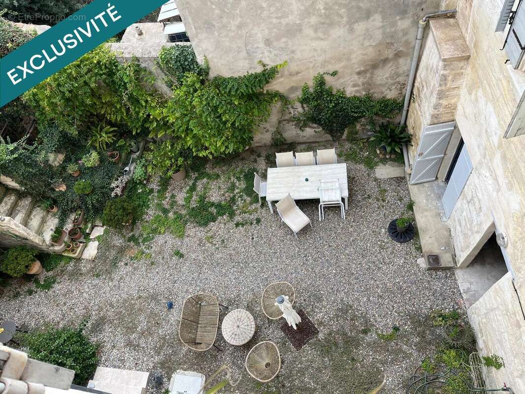 Photo 9 - Appartement à VILLENEUVE-LES-AVIGNON