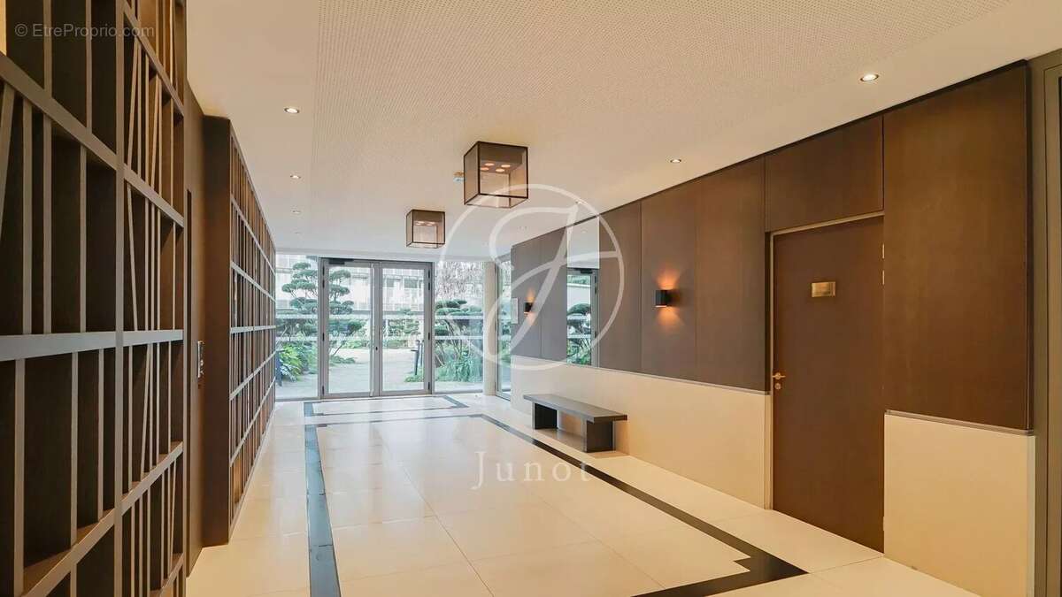 Appartement à PARIS-6E