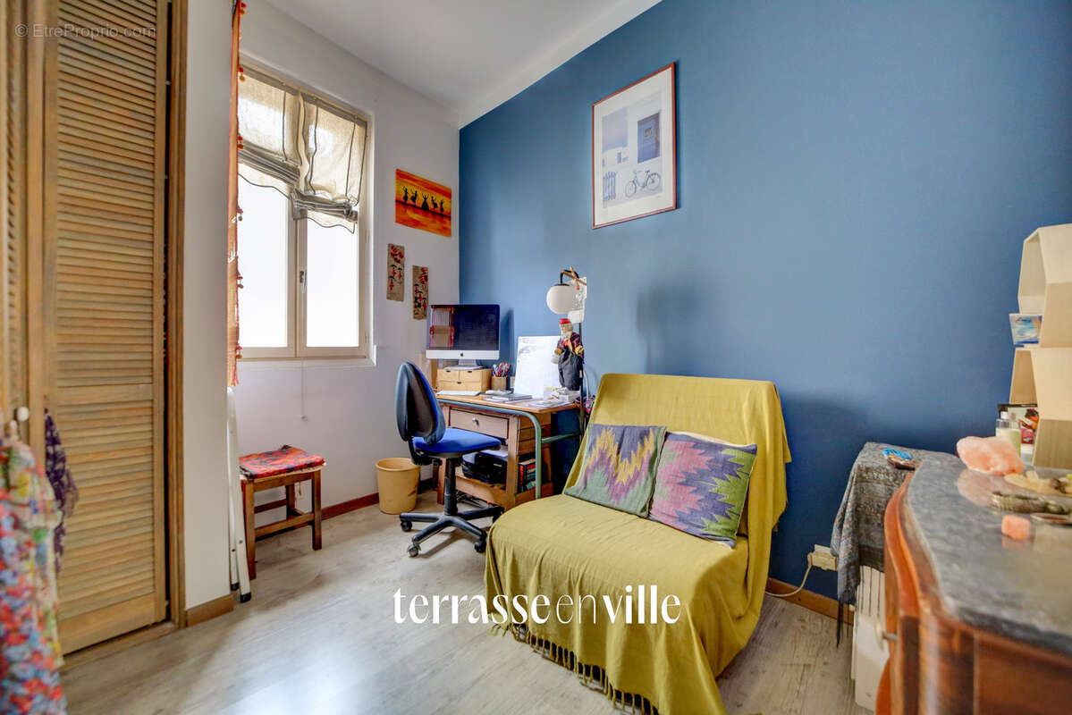 La ciotat - vieux port - maison t4 74m2 - cour intérieure - 495000€ - photo 13