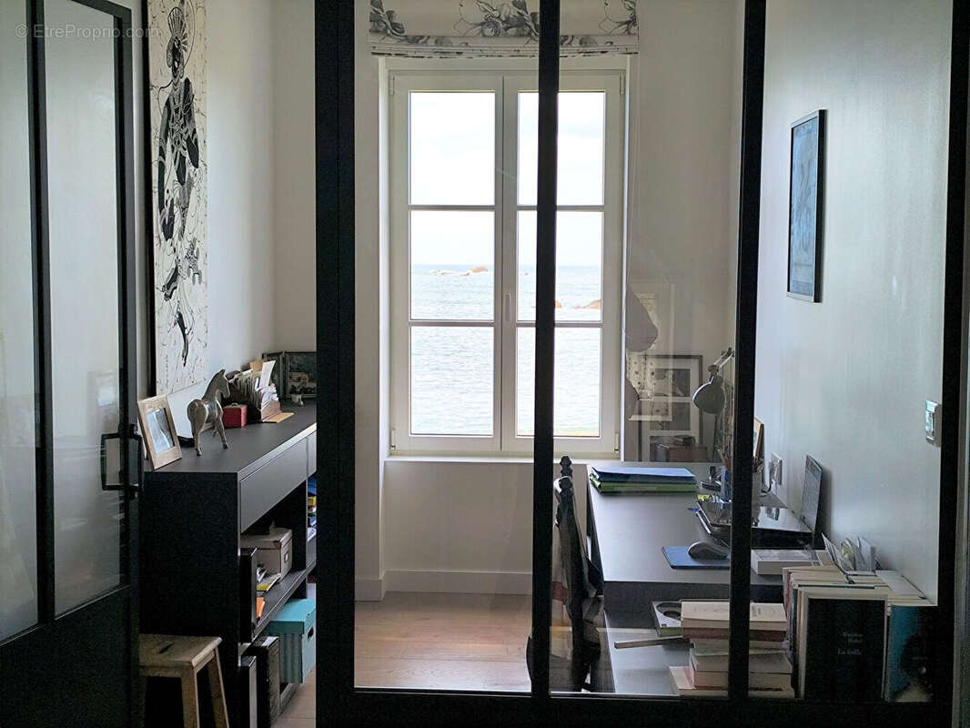 Maison à PLOUGASNOU