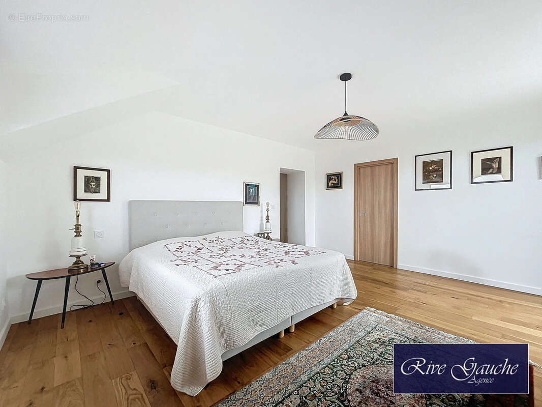 Maison à CHENS-SUR-LEMAN