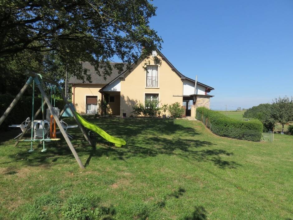 Maison à ESCANDOLIERES