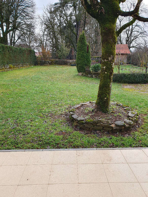 Maison à PIERREFONTAINE-LES-VARANS