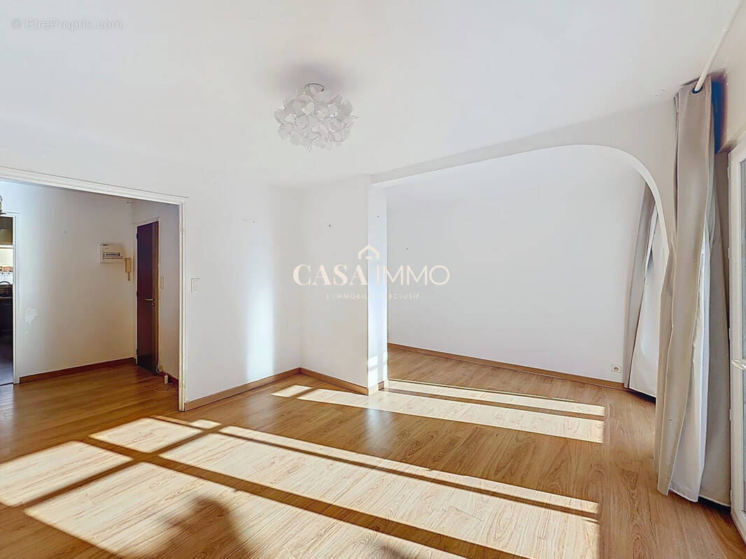 Appartement à HYERES